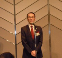 2015 クリスマスphoto 真山副学長 ご挨拶